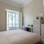 Rent 7 bedroom apartment in Lisbon