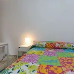 Rent a room in granada