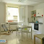 Rent 3 bedroom apartment of 100 m² in Bologna