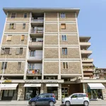 Rent 2 bedroom apartment of 90 m² in Florence