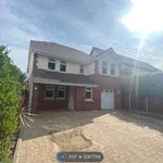 Rent 5 bedroom house in North West England