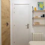 Rent 3 bedroom apartment in Barcelona