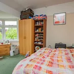 Rent 4 bedroom flat in West Midlands