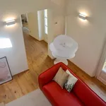 Rent 5 bedroom apartment of 130 m² in Milan