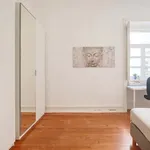 Rent a room of 180 m² in Lisboa