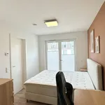 Miete 2 Schlafzimmer wohnung von 70 m² in Dresden