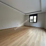 Altıntepe'de Güvenlikli Sitede Bahçe Kullanımlı 2+1