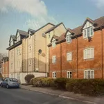 Flat to rent in Rembrandt Way, Reading RG1