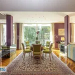 Rent 6 bedroom house of 525 m² in Rome