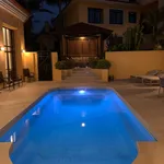 Rent 4 bedroom house of 295 m² in Marbella