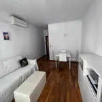 Rent 1 bedroom apartment of 45 m² in Barcelona