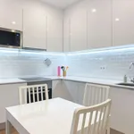 Rent 1 bedroom apartment of 80 m² in lisbon