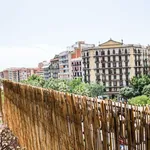 Rent a room of 100 m² in barcelona