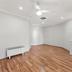 Rent 4 bedroom house in Cooloongup