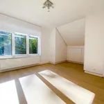 Maison de 321 m² avec 4 chambre(s) en location à Uccle