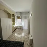 Rent 4 bedroom apartment in Bari