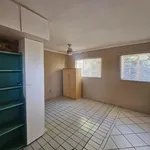 Rent 1 bedroom apartment in Roodepoort