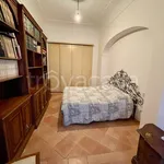 Rent 5 bedroom apartment of 180 m² in Capri