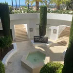 Rent 3 bedroom apartment of 279 m² in Marbella