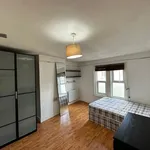 Rent 5 bedroom flat in Southampton