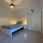 Rent 4 bedroom apartment in Setúbal