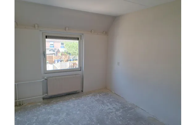 Huur 4 slaapkamer appartement van 103 m² in Almere