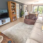 Rent 5 bedroom house in Woking