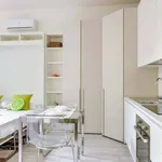 Rent 1 bedroom apartment of 42 m² in Milano