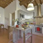 Rent 3 bedroom apartment in Florence