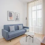 Rent 1 bedroom apartment of 50 m² in porto