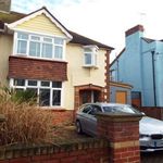 Rent 4 bedroom flat in East Of England