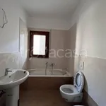 Affitto 4 camera appartamento di 137 m² in Caltanissetta