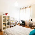 Rent a room in milan