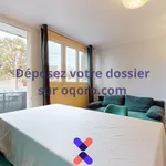 Appartement de 8 m² avec 3 chambre(s) en location à Massy