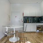 Rent 1 bedroom apartment of 45 m² in porto