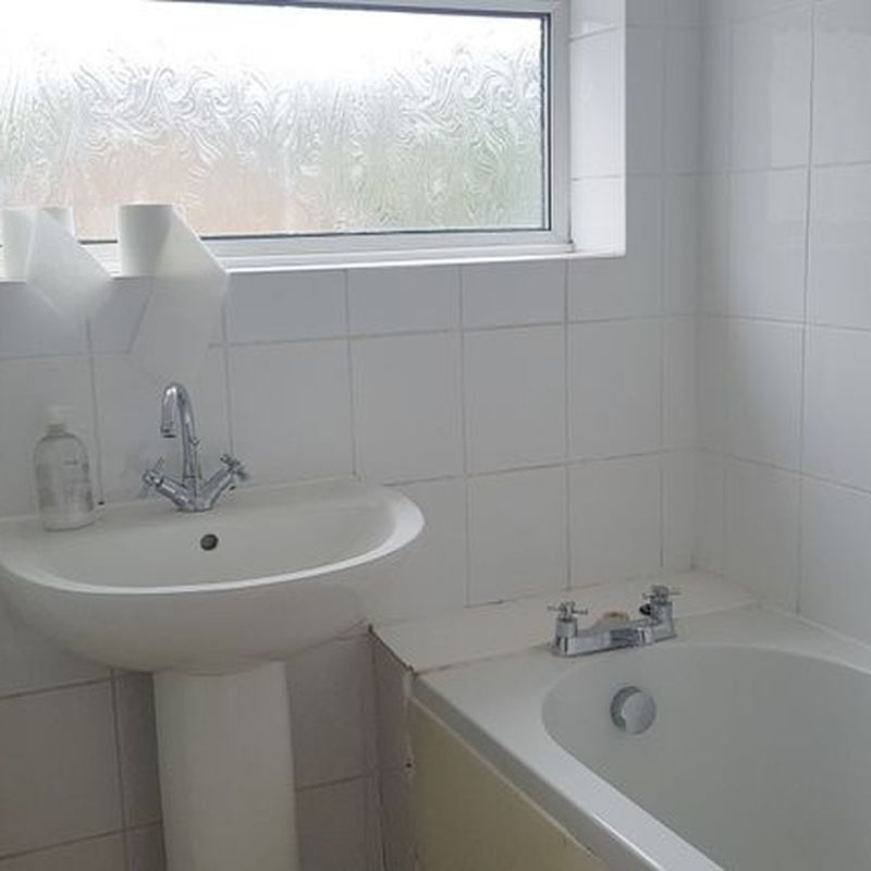 Flat to rent in Thicket Drive, Maltby, Rotherham S66