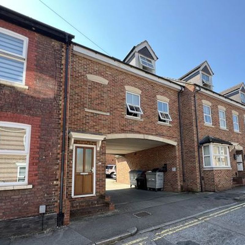 Property to rent in Winfield Street, Dunstable LU6 Well Head