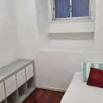 Rent 3 bedroom apartment of 96 m² in lisbon