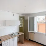 Appartement de 85 m² avec 4 chambre(s) en location à Ajaccio