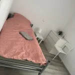 Miete 3 Schlafzimmer wohnung von 80 m² in Geringswalde