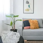 Rent 2 bedroom apartment of 65 m² in barcelona