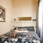 Rent 1 bedroom apartment of 35 m² in Florence