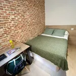 Rent a room in madrid