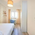 Rent a room of 108 m² in Amadora