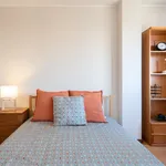 Rent 2 bedroom apartment of 120 m² in São Mamede de Infesta