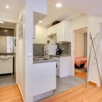 Rent 2 bedroom apartment of 49 m² in Lisbon