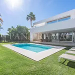 Alquilo 3 dormitorio casa de 300 m² en Marbella