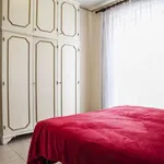 Rent a room of 360 m² in rome