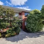 Rent 2 bedroom house in Footscray