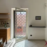 Rent 2 bedroom apartment of 60 m² in Napoli